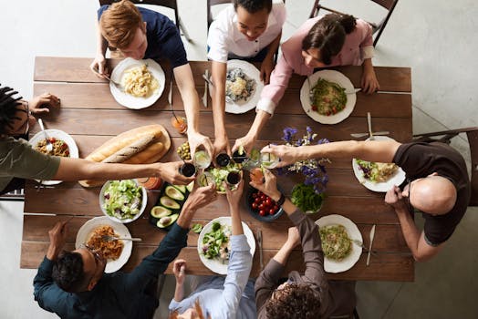 family enjoying dinner without screens