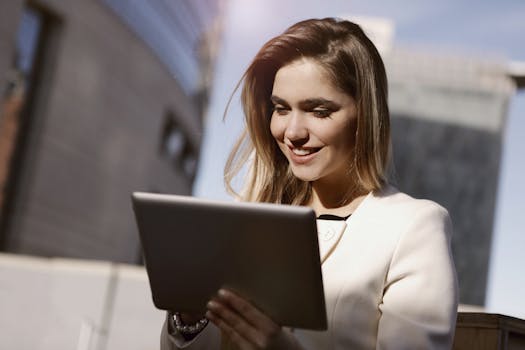 Mothers connecting through social media