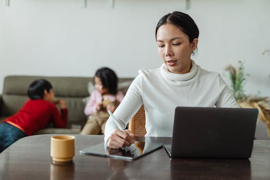 busy mom juggling work and family