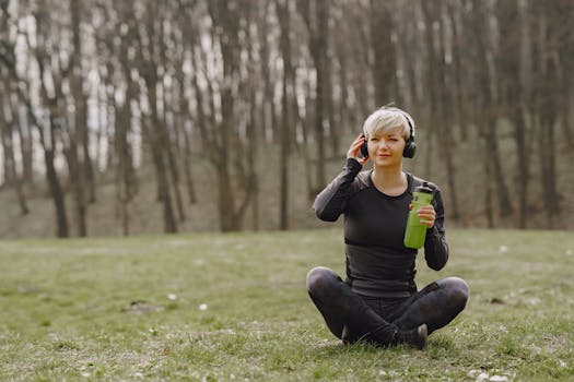 A mother using a mindfulness app during her break